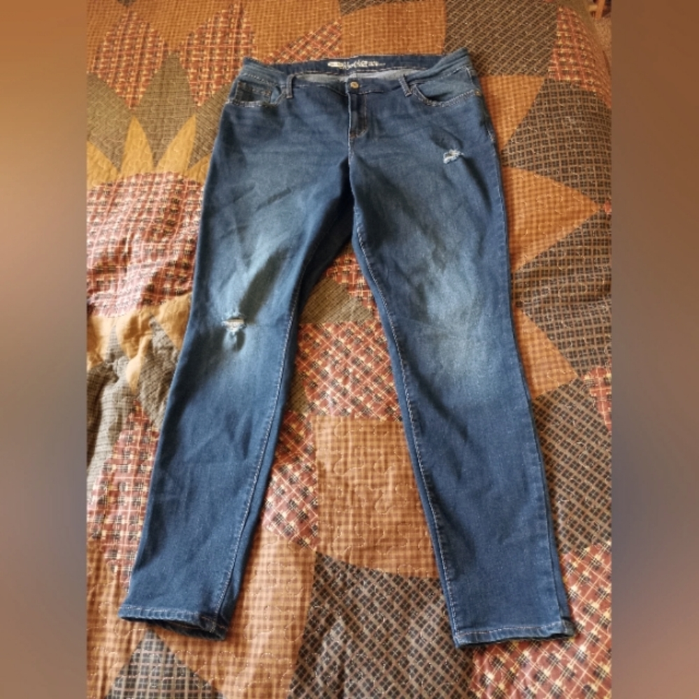 Old Navy Rock Star Mid-Rise Jeans